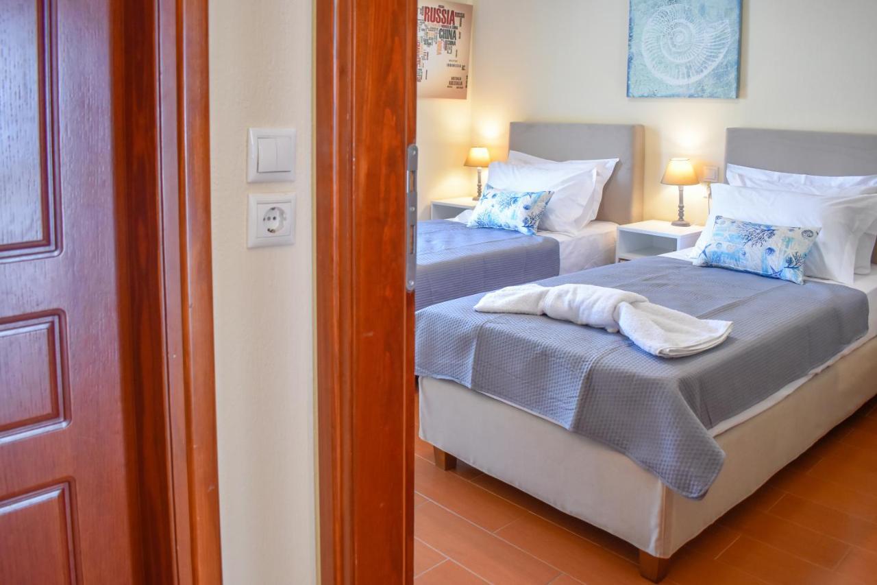 Zoe's Flat Megali Ammos Skiathos Town